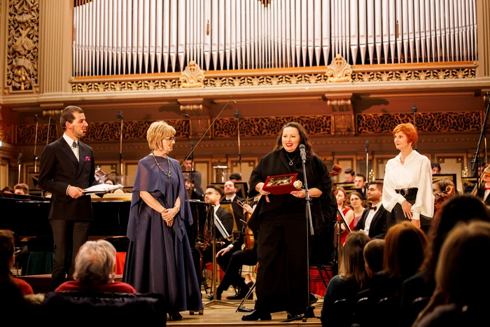 Marius Constantinescu, Luminița Arvunescu, Silvia Sbârciu, Cristina Comandașu