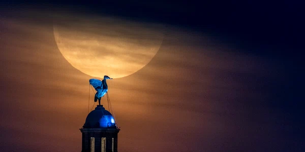 Superluna albastra in Liverpool  Foto Gettyimages (2) jpg