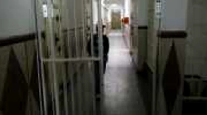 Iaşi: Minor acuzat că a încercat să-şi violeze nepoatele
