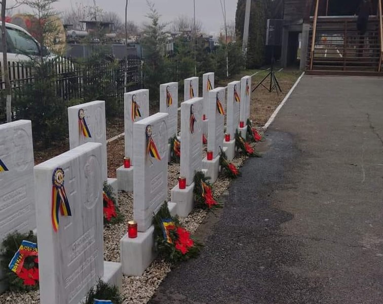Pelerinajul durerii la Popești-Leordeni. Trupurile martirilor Revoluției au fost arse, iar cenușa a fost aruncată într-o gură de canal FOTO