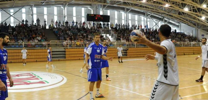 Handbaliştii de la Poli au jucat un amical şi cu puternica echipă Pick Szeged Foto:delmagyar.hu