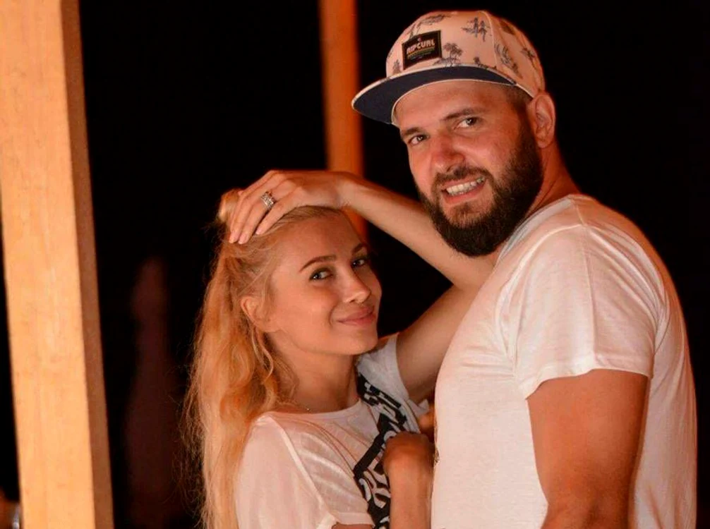 
    Lora şi Ionuţ Ghenu sunt non-stop împreunăFoto: Arhiva personală  