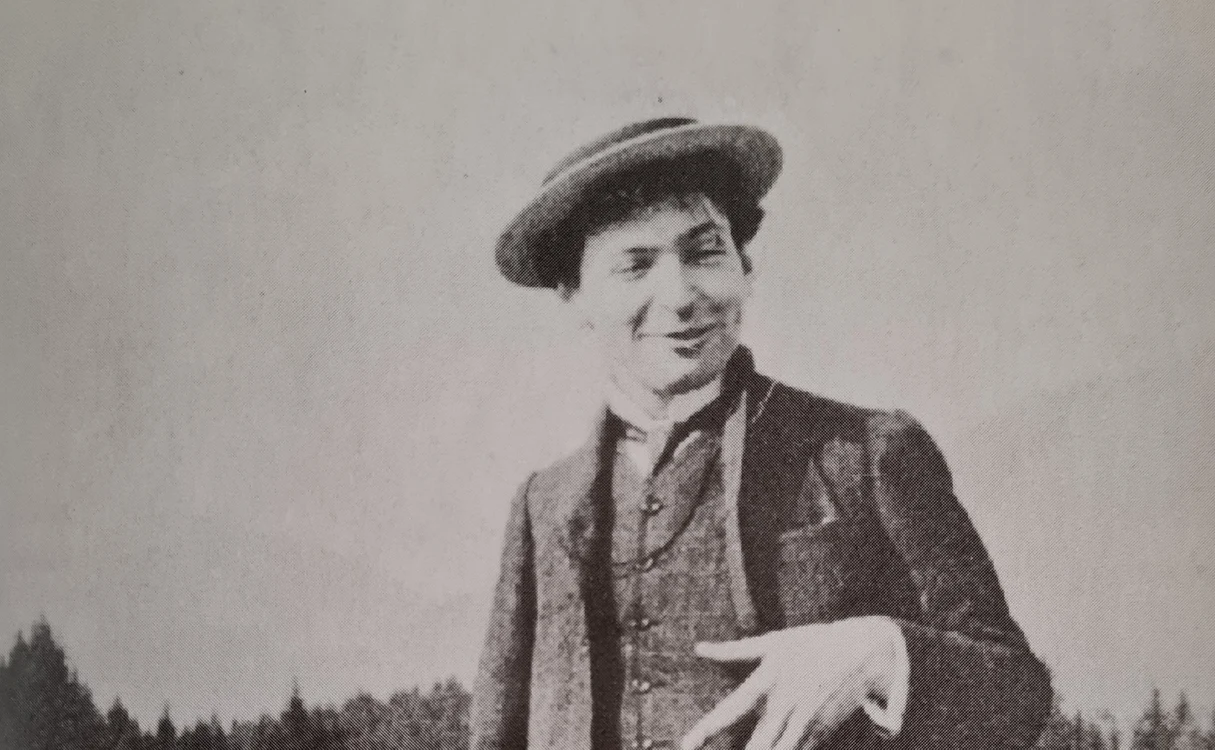 George Enescu la Sinaia. FOTO: Ilie Kogălniceanu, „Destăinuiri despre George Enescu“, Ed. Minerva