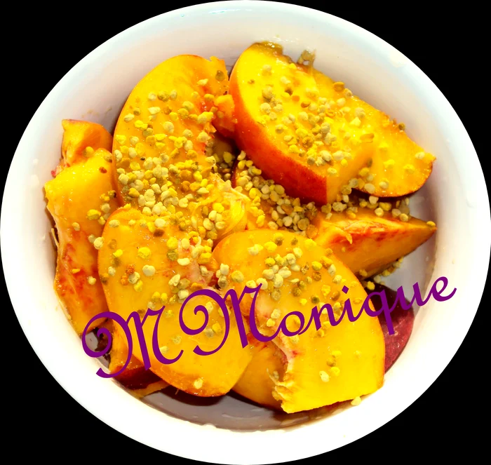 
    Piersici cu polen crud  