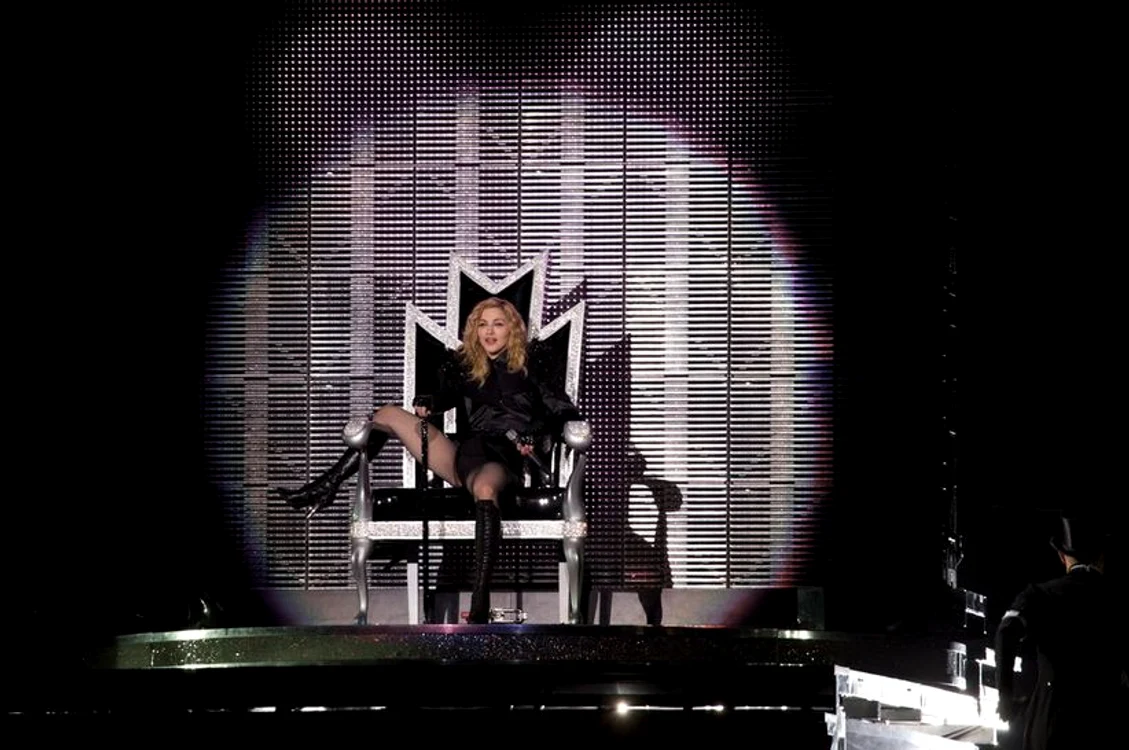 Madonna a vorbit despre lecţiile pe care le-a învăţat @shutterstockclickpentrufemei.ro