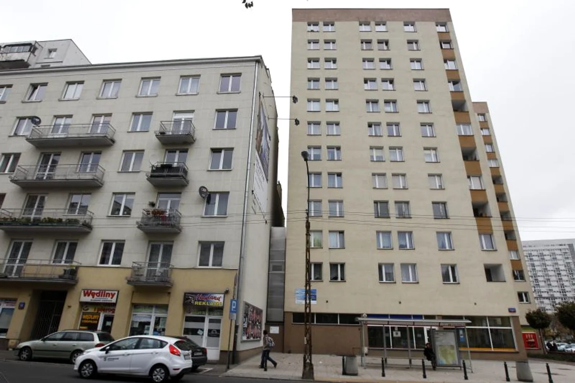 Casa scriitorului Edgar Keret din Varşovia este cea mai îngustă din lume. (Foto: Reuters)