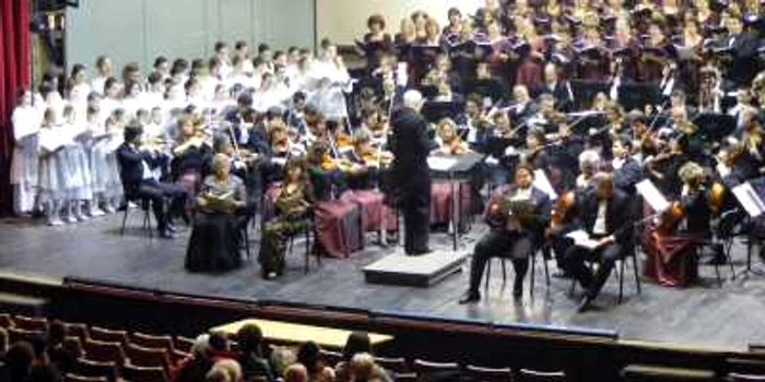 Filarmonica Transilvania a avut parte de numeroşi dirijori şi solişti de top