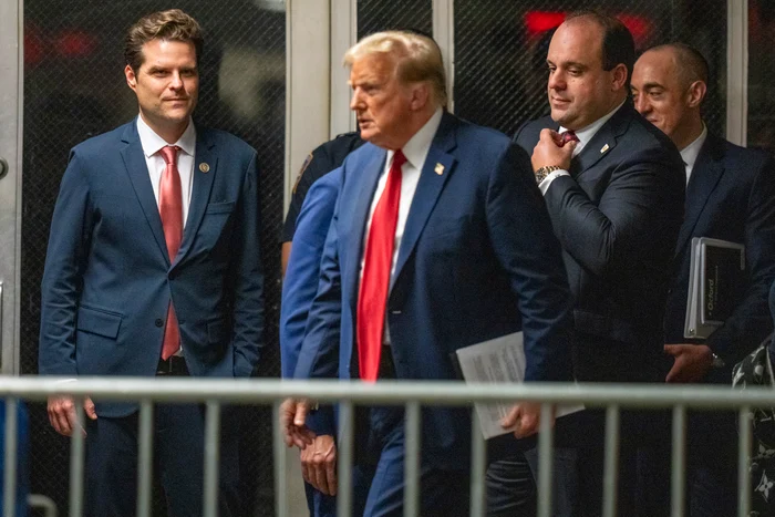 Matt Gaetz alături de Donald Trump la procesul plăților tăinuite FOTO EPA-EFE