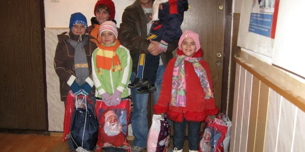 Copiii au plecat nerăbdători la noua familie