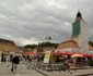 Piaţa Sfatului a devenit bazar hand-made. FOTOPrimăria Braşov