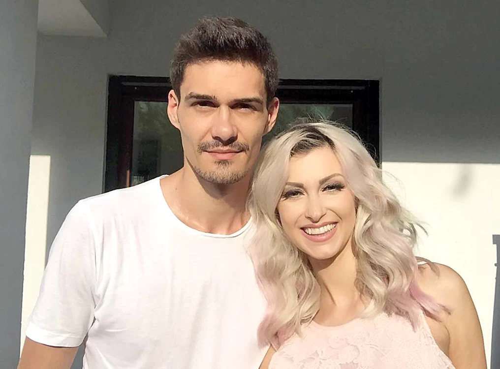 
    Andreea Bălan şi  George Burcea  vor deveni părinţi  în octombrie  