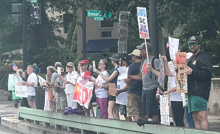 Proteste la Washington, după ce agenții federali au început controale pe străzi FOTO: X