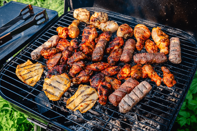 Cum poți să faci grătar la curte, fără teama că vei fi amendat