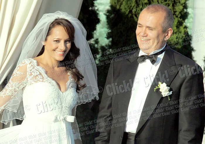 Micuţa Ana are  pantofi cu  toc de 4 cm (Foto: Arhivă personală)