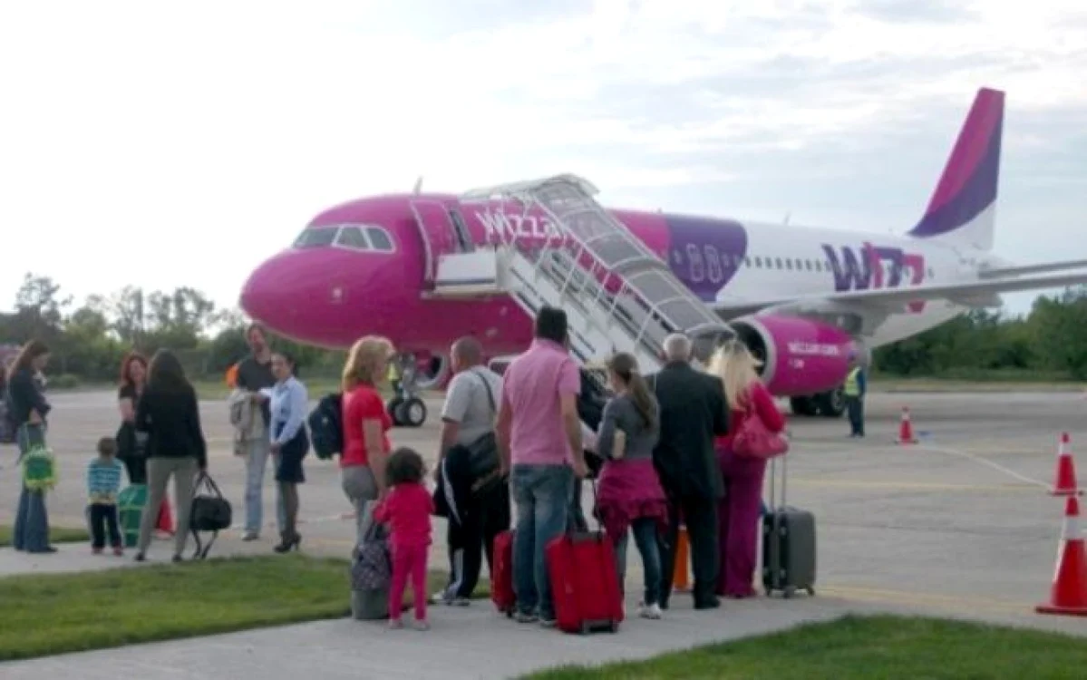 Bărbatul a fost amendat pentru că a făcut scandal în avion