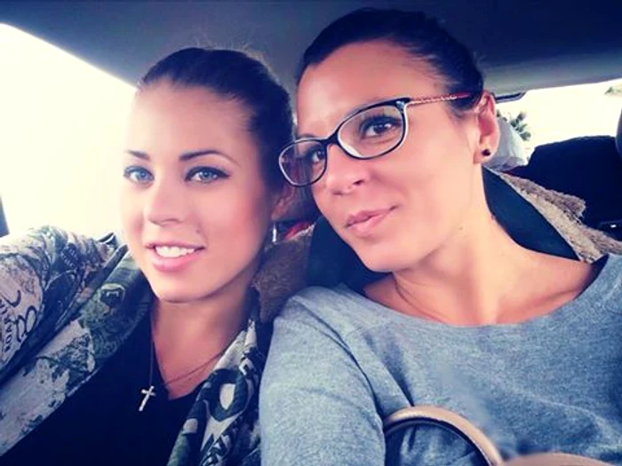 Roxana şi Raluca, una mai frumoasă decât cealaltă