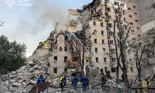 Bloc lovit de o racheta ruseasca jpg