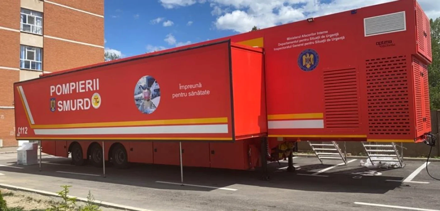 Unitatea de terapie intensivă mobilă a ajuns la Galaţi FOTO ISU