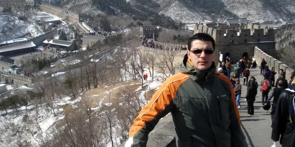 Bucureşti: Răzvan Pascu la Marele Zid Chinezesc