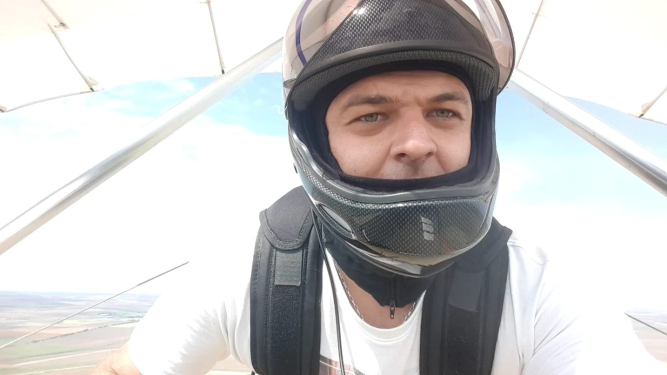 Deltaplan Silviu Stan. FOTO: Facebook