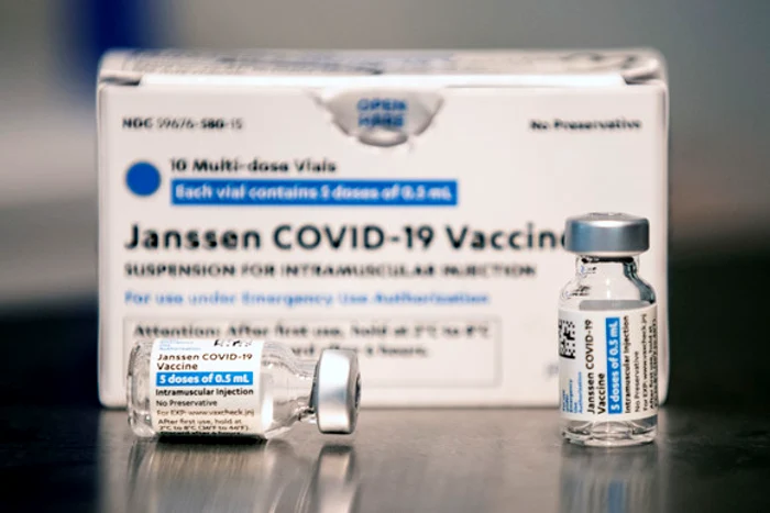 Vaccinul Johnson&Johnson este singurul din serurile aprobate în UE care se administrează într-o singură doză