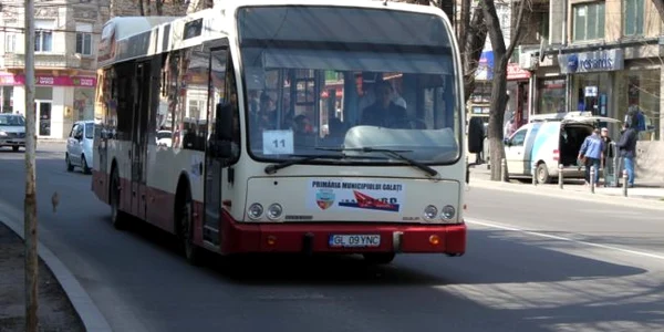 Autobuz al transportului public de la Galaţi FOTO Costel Crângan