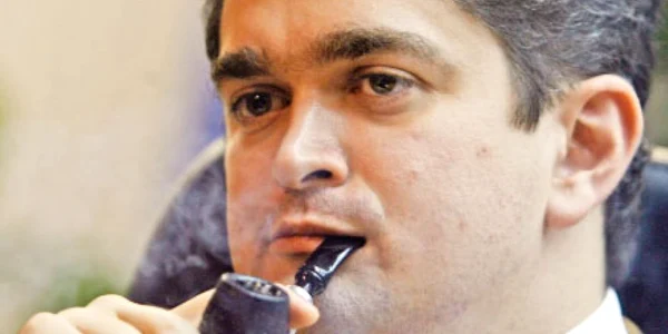 Fostul ministru al Culturii,  Theodor Paleologu, a fost  schimbat din funcţie după alegerile prezidenţiale din 2009