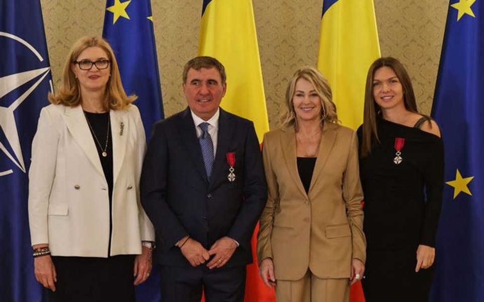 Anomaliile de la „Steaua României”: Nadia Comăneci și Ilie Năstase nu au primit medalia pe care o are Octavian Morariu