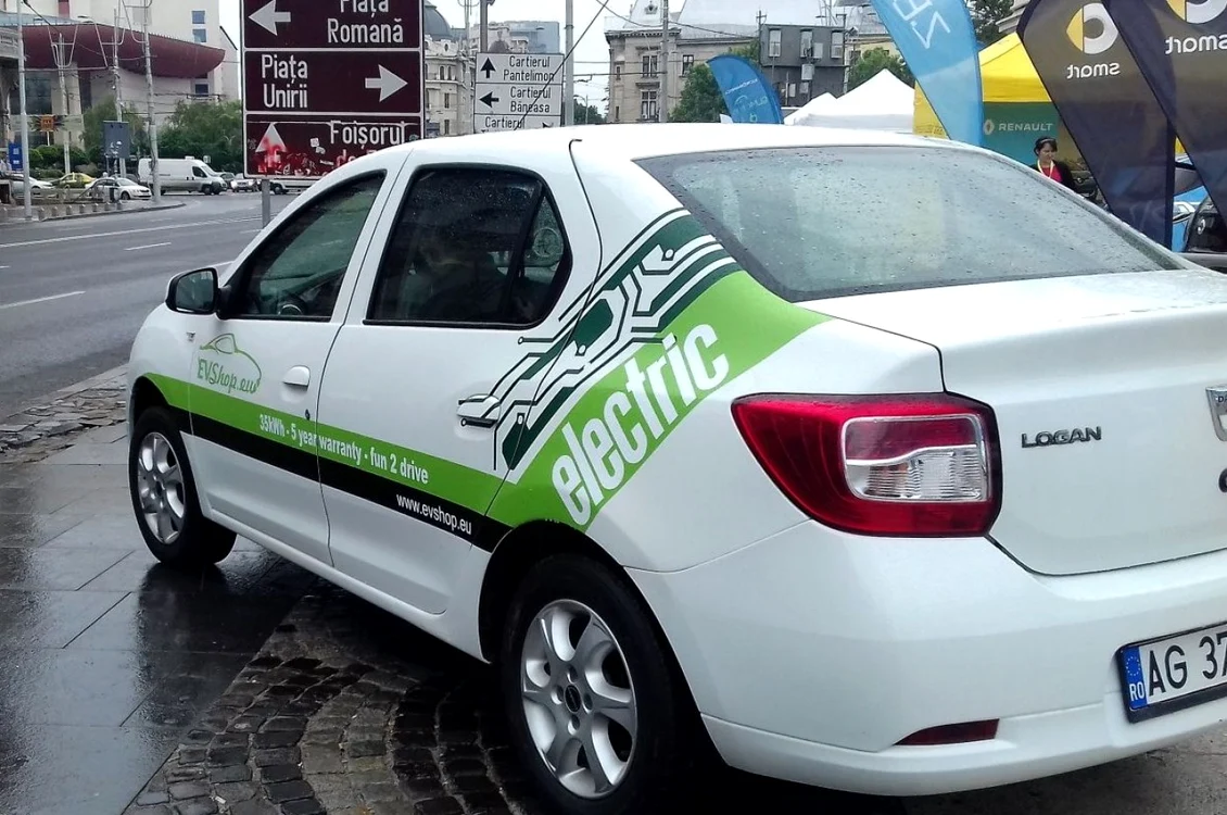 Convertirea unui Logan în vehicul electric în 2017 a costat peste 16.000 de euro FOTO: arhiva personală Marc Areny