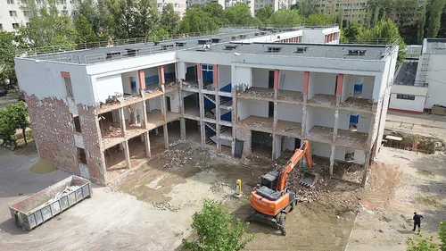 Așa arată acum Liceul „A.I. Cuza”