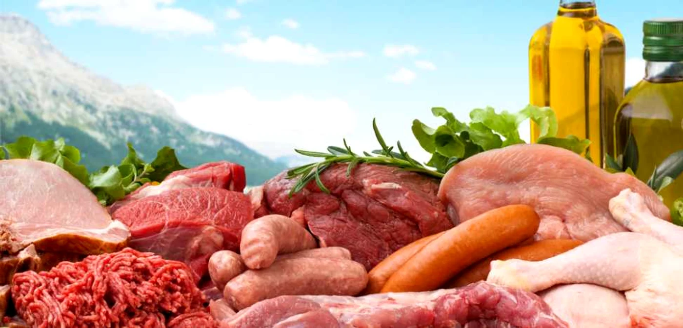 Carnea de vită, carnea de curcan sau cârnaţii se numără printre alimentele etichetate în mod greşit FOTO Shutterstock
