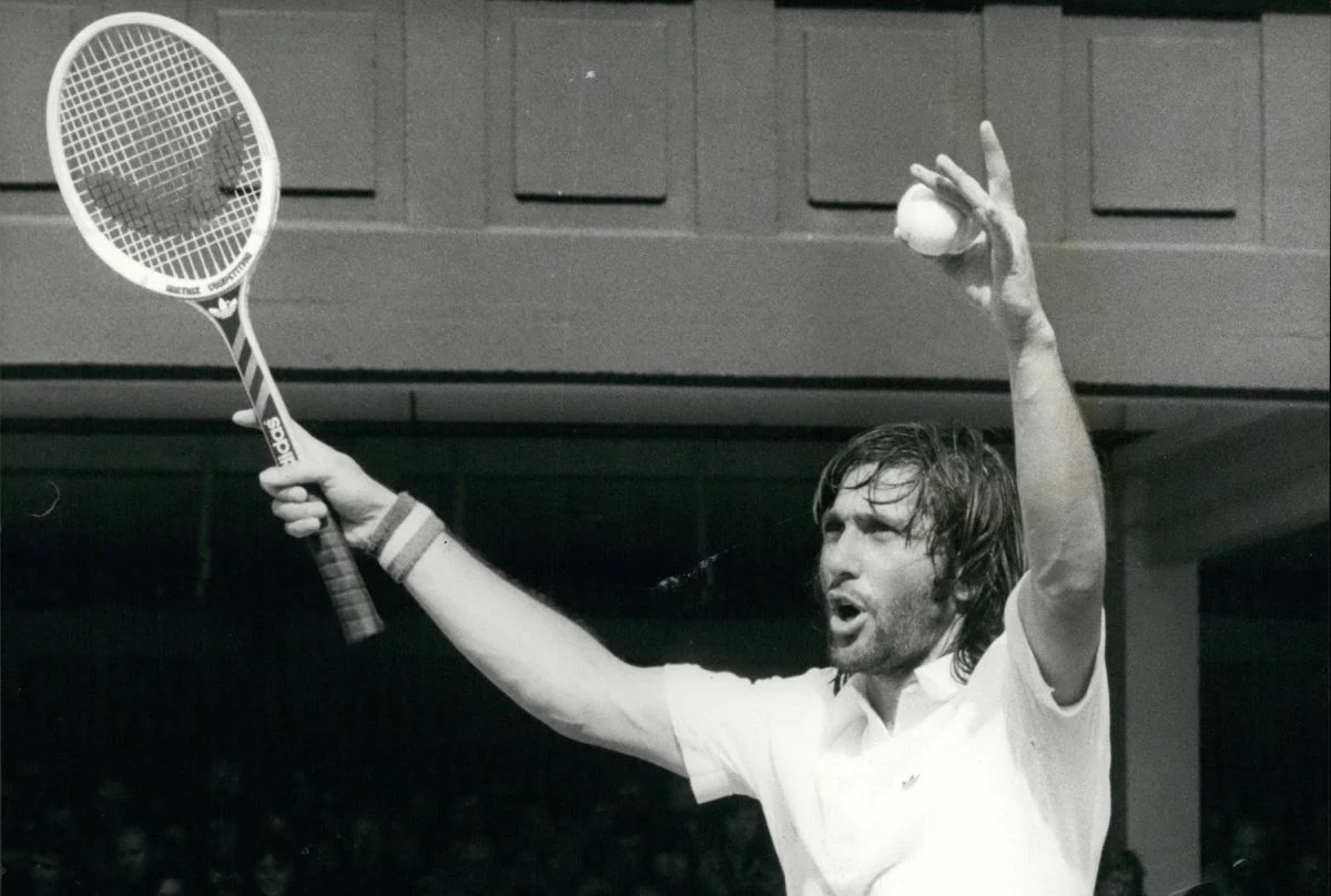 Ilie Năstase împlinește 80 de ani. Top 5 întâmplări antologice cu primul lider mondial ATP