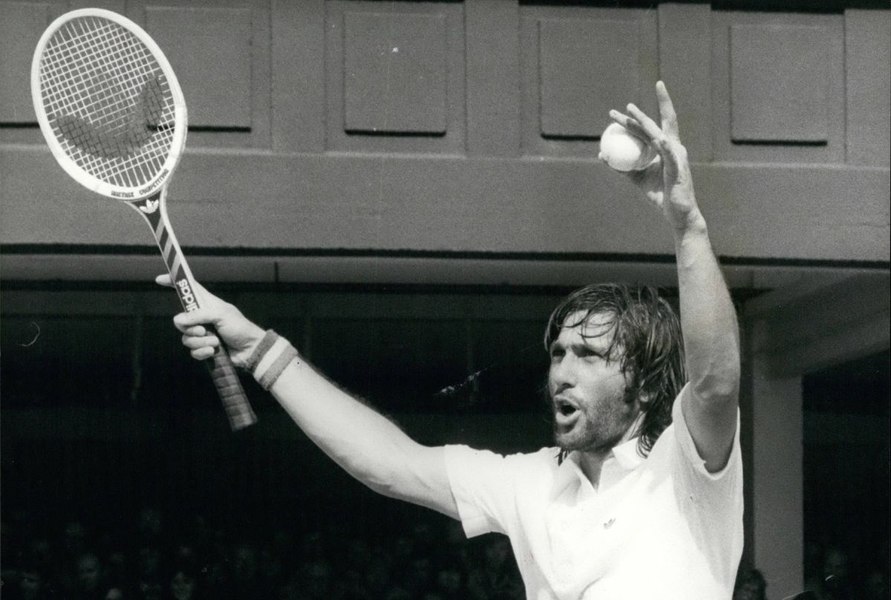 Ilie Năstase împlinește 80 de ani. Top 5 întâmplări antologice cu primul lider mondial ATP