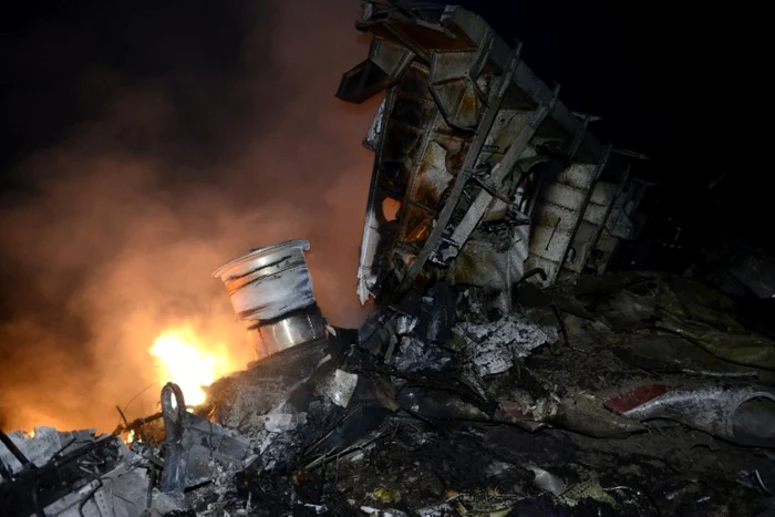 Locul prăbuşirii avionului Boeing 777 - Malaysia Airlines  FOTO AFP