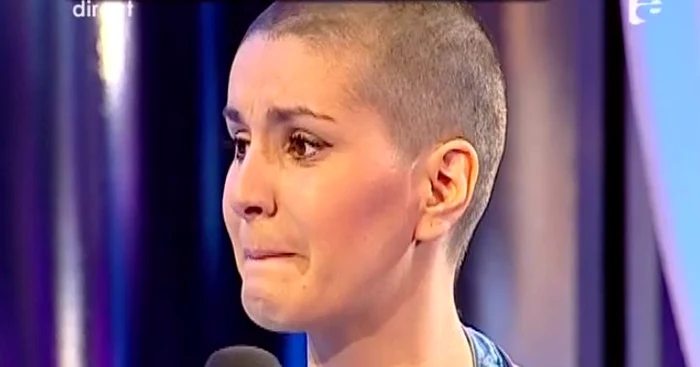 Părul Corinei este ţinut într-o pungă, acasă la părinţii tinerei (captură Acces direct)