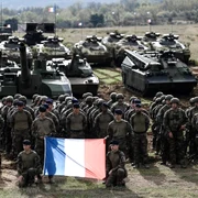 trupe ffranceze jpg
