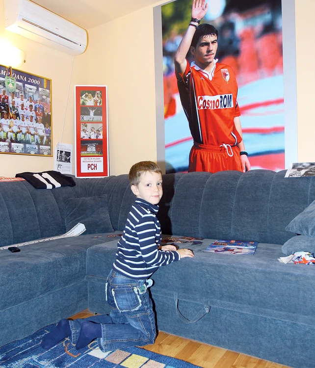 Pentru micuţul Cătălin Hâldan, unchiul său, decedat în 2000, este o adevărată icoană