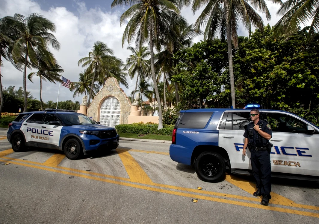 Raid FBI la reşedinţa lui Trump din Florida FOTO EPA-EFE