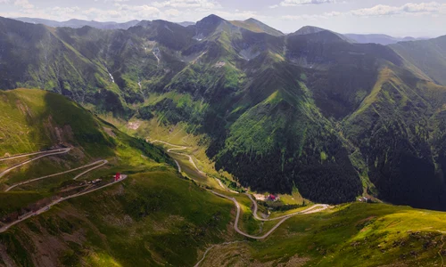Transfăgărășan văzut din dronă FOTO Shutterstock