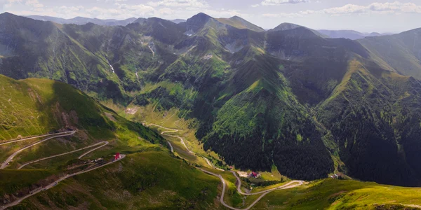 Transfăgărășan văzut din dronă FOTO Shutterstock