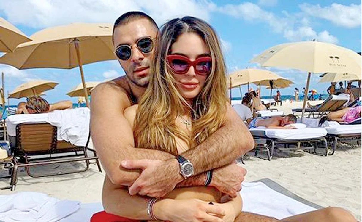 Ioana, alături de Ion Ţiriac şi de mama ei, jurnalista egipteană Sophie Ayad. Ei îşi petrec adesea vacanțele împreună