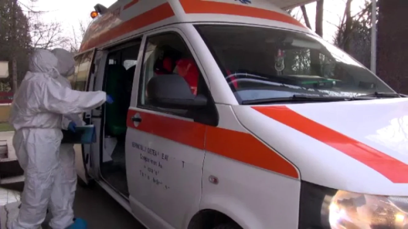 Un echipaj de Ambulanţă a încercat să acorde primul ajutor FOTO Arhivă