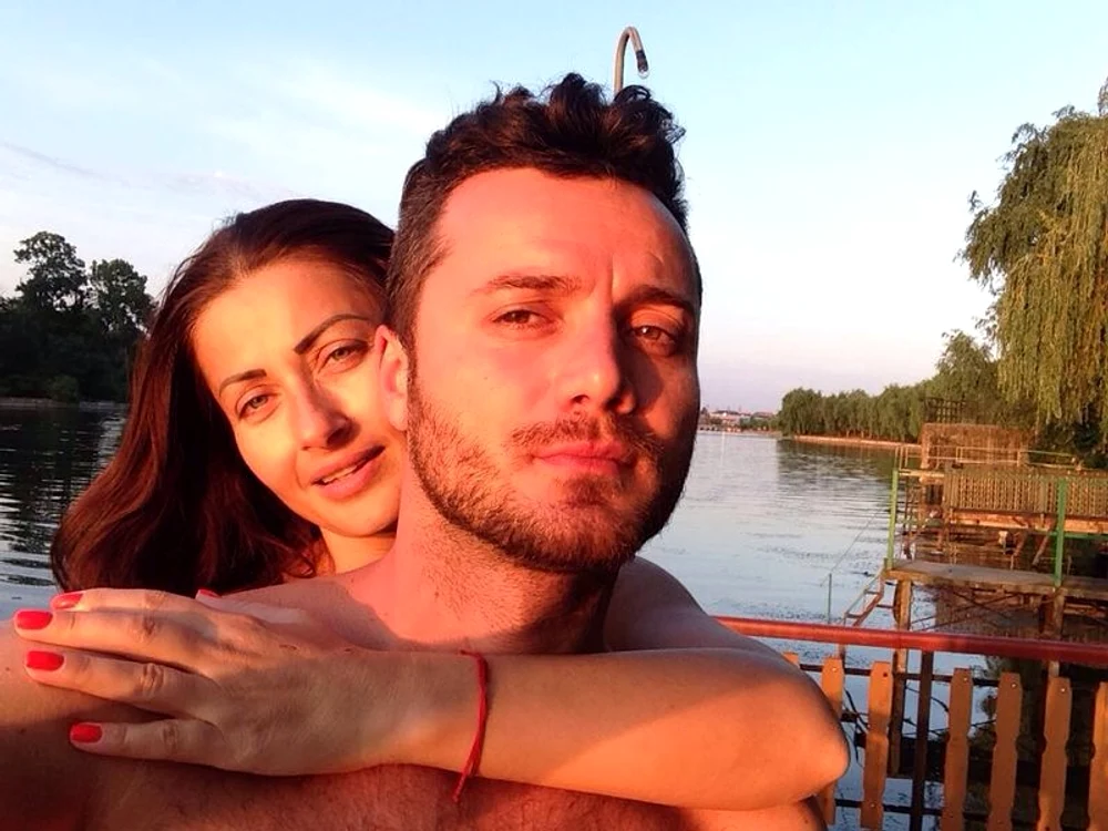 Gabi şi iubtul ei şi-au petrecut weekendul la Lacul Mogoşoaia