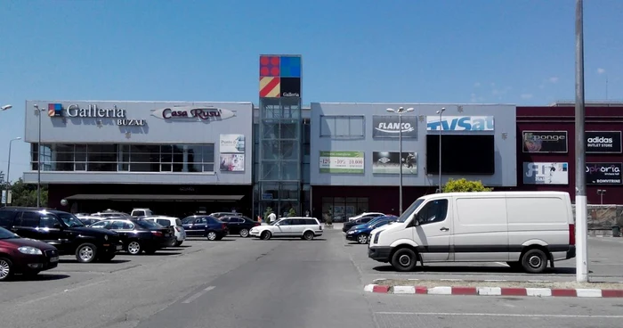 Galleria Mall a pierdut potenţialul client