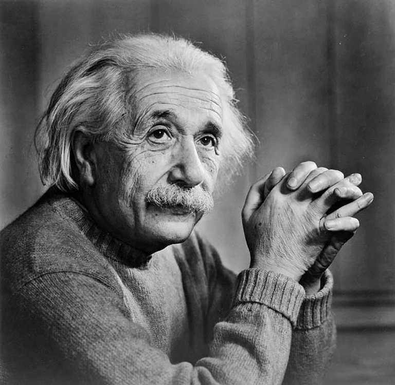 Einstein și bomba atomică jpeg