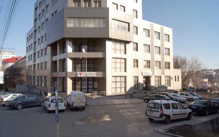 Inspectorul Direcţiei de Finanţe este acuzat că ajuta firmele să prejudicieze bugetul de stat FOTO Adevărul