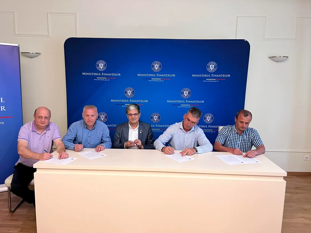 Marcel Boloş a discutat cu reprezentanţi ai direcţiilor de specialitate din MF, Foto: Facebook 