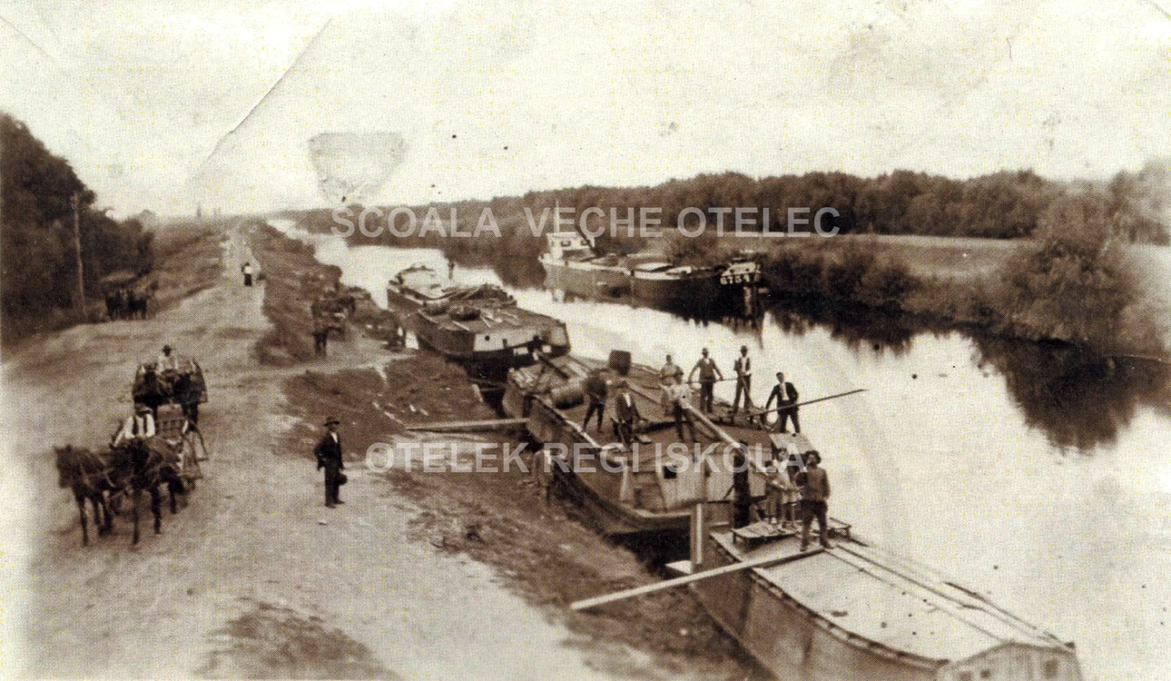 Portul de la Otelec în anii de demult FOTO Școala Veche Otelec