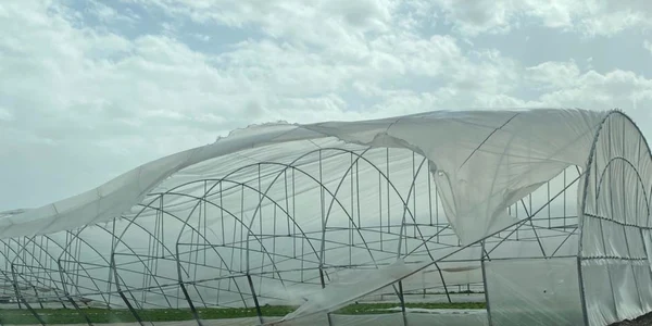 solarii distruse de tornade Băleni
