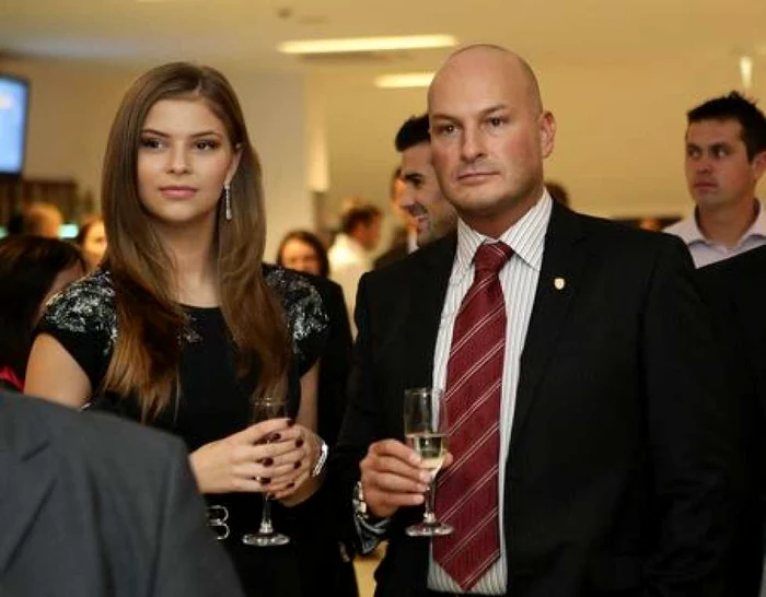 Paszkany şi prietena lui